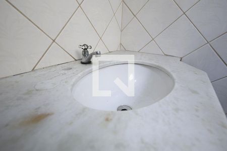 Banheiro 1 de casa para alugar com 3 quartos, 300m² em Parque Novo Oratório, Santo André