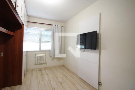 Quarto 2 de apartamento para alugar com 2 quartos, 75m² em Freguesia (jacarepaguá), Rio de Janeiro