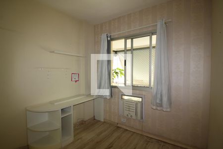 Quarto 1 de apartamento para alugar com 2 quartos, 75m² em Freguesia (jacarepaguá), Rio de Janeiro