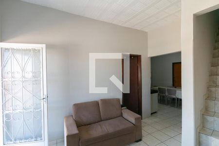 Casa à venda com 3 quartos, 144m² em Jaqueline, Belo Horizonte