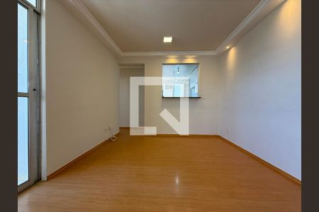 Sala de apartamento para alugar com 3 quartos, 65m² em Buritis, Belo Horizonte