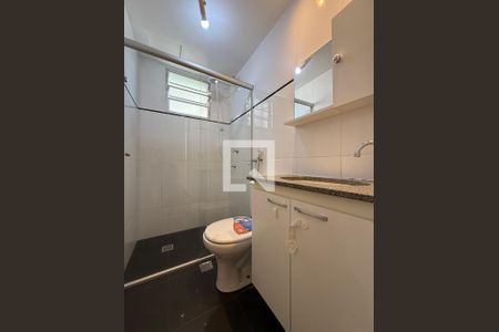 Banheiro de apartamento para alugar com 3 quartos, 65m² em Buritis, Belo Horizonte