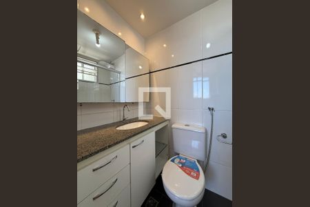 Banheiro de apartamento para alugar com 3 quartos, 65m² em Buritis, Belo Horizonte