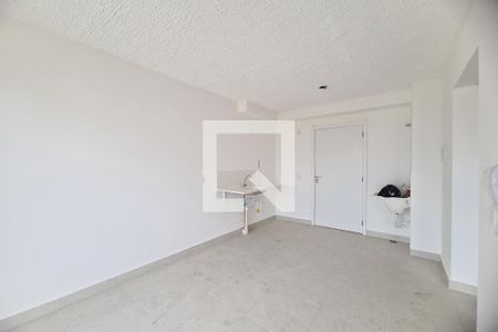 Sala/Cozinha de apartamento para alugar com 2 quartos, 35m² em Vila Graciosa, São Paulo