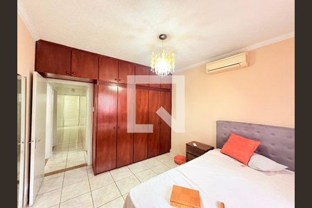 Quarto 1 de casa à venda com 4 quartos, 190m² em Jardim Messina, Jundiaí