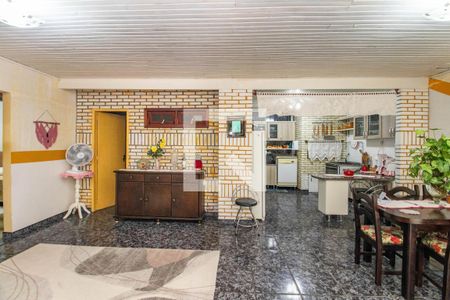 Sala de casa à venda com 3 quartos, 132m² em Sarandi, Porto Alegre