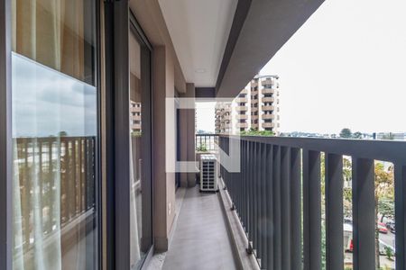 Varanda da Sala e Quarto de apartamento para alugar com 1 quarto, 53m² em Alphaville Industrial, Barueri