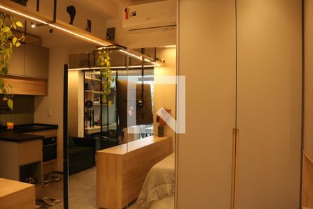 Quarto de kitnet/studio para alugar com 1 quarto, 36m² em Pompeia, São Paulo