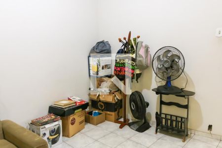 Quarto de casa para alugar com 2 quartos, 107m² em Quintino Bocaiúva, Rio de Janeiro