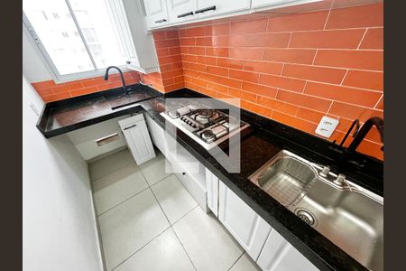 Cozinha e Área de Serviço de apartamento para alugar com 2 quartos, 43m² em Loteamento City Jaragua, São Paulo