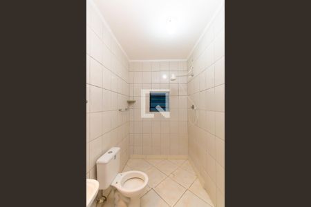 Banheiro de casa para alugar com 1 quarto, 40m² em Vila Ester, São Paulo