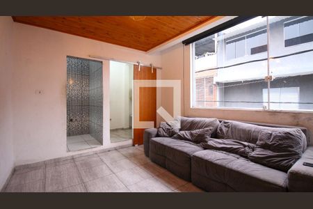 Sala de casa para alugar com 2 quartos, 200m² em Vila Tolstoi, São Paulo