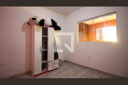 Quarto 1 de casa para alugar com 2 quartos, 200m² em Vila Tolstoi, São Paulo