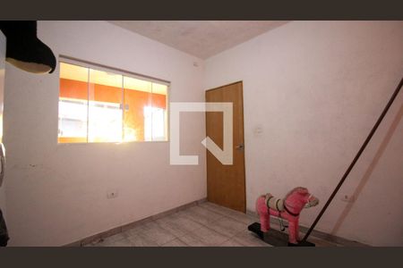 Quarto 1 de casa para alugar com 2 quartos, 200m² em Vila Tolstoi, São Paulo