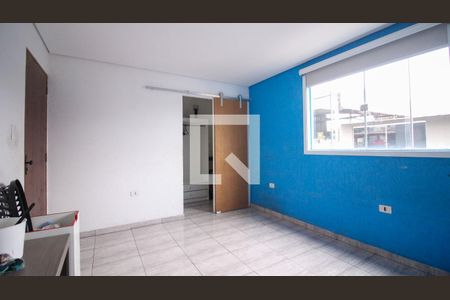 Quarto 2 de casa para alugar com 2 quartos, 200m² em Vila Tolstoi, São Paulo