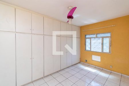 Quarto 1 de casa de condomínio para alugar com 2 quartos, 120m² em Ramos, Rio de Janeiro