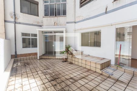 Área Privativa na Sala de apartamento para alugar com 5 quartos, 150m² em Centro, Belo Horizonte