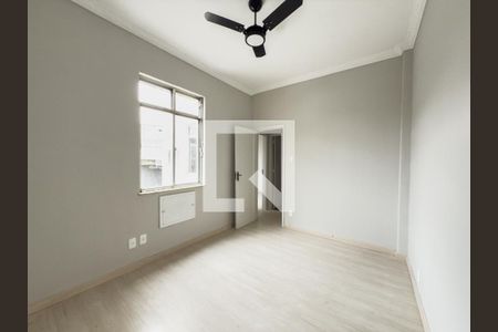 Quarto 1 de apartamento para alugar com 2 quartos, 55m² em Bonsucesso, Rio de Janeiro