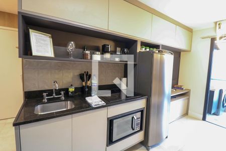 Sala/Cozinha de apartamento para alugar com 1 quarto, 38m² em Campo Belo, São Paulo