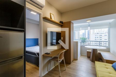 Sala de apartamento para alugar com 1 quarto, 27m² em Vila Olímpia, São Paulo