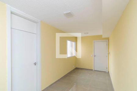 Sala de apartamento à venda com 2 quartos, 40m² em Bonsucesso, Rio de Janeiro