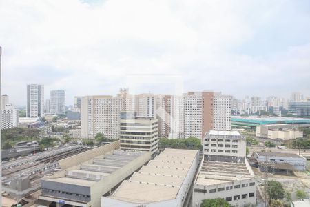 Vista da Sala e Cozinha de apartamento à venda com 1 quarto, 24m² em Parque Industrial Tomas Edson, São Paulo
