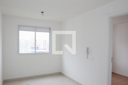 Sala e Cozinha de apartamento à venda com 1 quarto, 24m² em Parque Industrial Tomas Edson, São Paulo