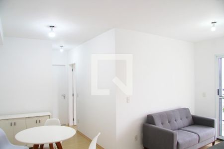 Sala de apartamento para alugar com 2 quartos, 65m² em Jardim Flor da Montanha, Guarulhos