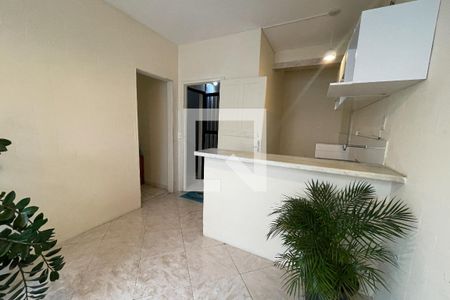 Sala de casa para alugar com 1 quarto, 70m² em Parque Duque, Duque de Caxias