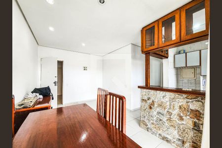 Sala de apartamento para alugar com 1 quarto, 98m² em Embaré, Santos