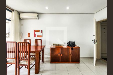 Detalhe Sala de apartamento para alugar com 1 quarto, 98m² em Embaré, Santos