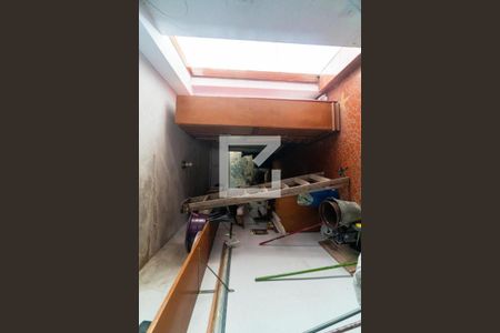 Casa 1 - Quarto 1 de casa à venda com 5 quartos, 267m² em Vila Fachini, São Paulo