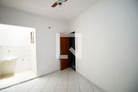 Quarto 1 de casa para alugar com 2 quartos, 84m² em Irajá, Rio de Janeiro