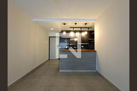 Cozinha de apartamento para alugar com 2 quartos, 67m² em Itaim Bibi, São Paulo