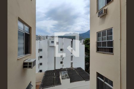 Vista da Sala de apartamento para alugar com 2 quartos, 60m² em Grajaú, Rio de Janeiro