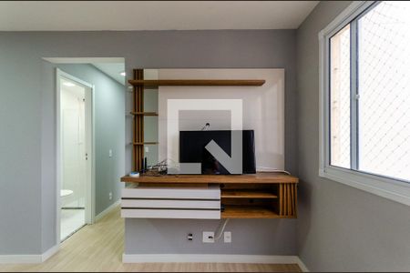 Sala de apartamento para alugar com 2 quartos, 42m² em Vila Zat, São Paulo