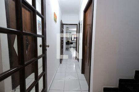 Corredor de casa para alugar com 3 quartos, 180m² em Parque Novo Oratório, Santo André