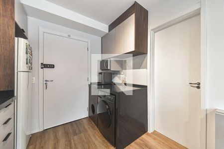 Sala - Cozinha Integrada de apartamento para alugar com 1 quarto, 30m² em Jardim Caravelas, São Paulo
