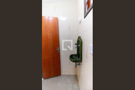 Lavabo de casa de condomínio à venda com 3 quartos, 160m² em Vila Progresso, Niterói
