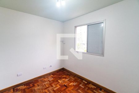Quarto 2 de apartamento para alugar com 2 quartos, 48m² em Vila Guarani, São Paulo