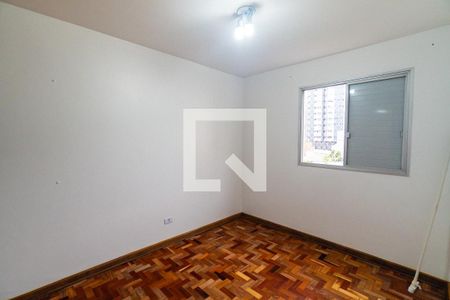 Quarto 1 de apartamento para alugar com 2 quartos, 48m² em Vila Guarani, São Paulo