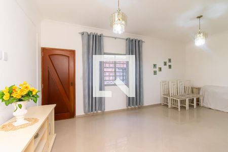 Sala de casa para alugar com 4 quartos, 126m² em Vila Prudente, São Paulo