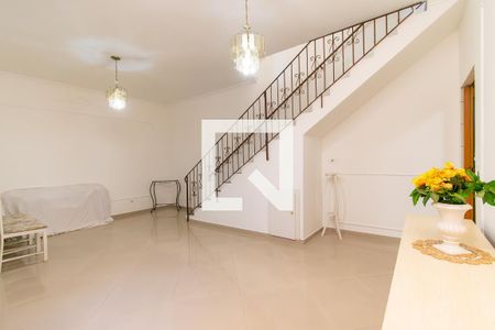 Sala de casa para alugar com 4 quartos, 126m² em Vila Prudente, São Paulo