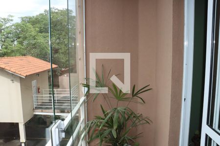 Varanda  de apartamento para alugar com 2 quartos, 49m² em Jardim dos Ipes, Cotia