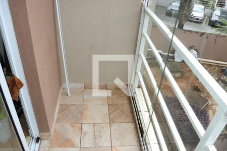 Varanda  de apartamento para alugar com 2 quartos, 49m² em Jardim dos Ipes, Cotia