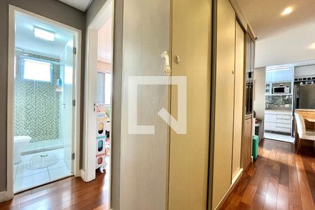 Corredor de apartamento à venda com 2 quartos, 59m² em Jardim Prudência, São Paulo