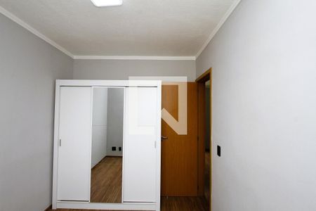 Quarto 1 de apartamento para alugar com 2 quartos, 46m² em Califórnia, Contagem