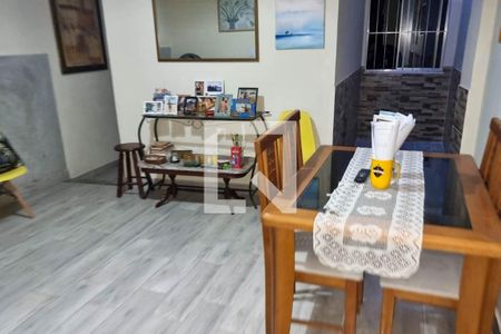 Sala de casa à venda com 3 quartos, 124m² em Centro, Niterói