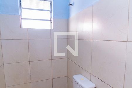 Banheiro de casa para alugar com 1 quarto, 40m² em Parque Cisper, São Paulo