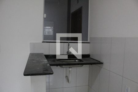 Sala/Cozinha de apartamento para alugar com 1 quarto, 45m² em Tanque, Rio de Janeiro